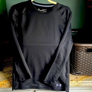 Under Armour cold gear fitted black, long sleeve